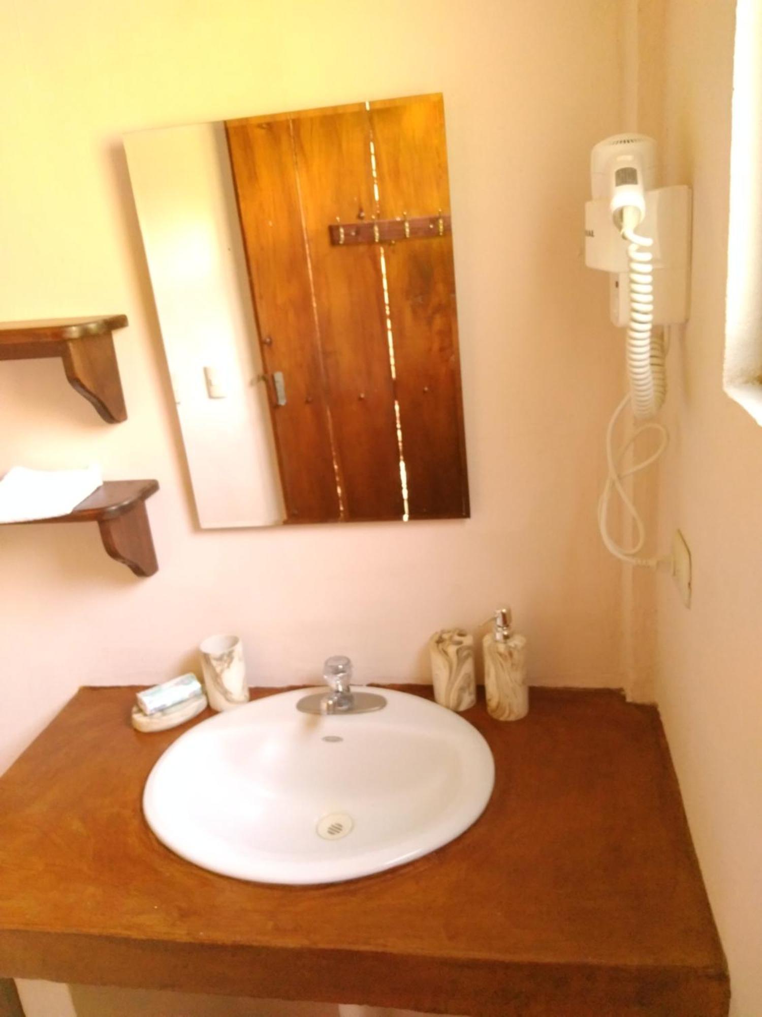 Upala Slow Travel Lodge מראה חיצוני תמונה